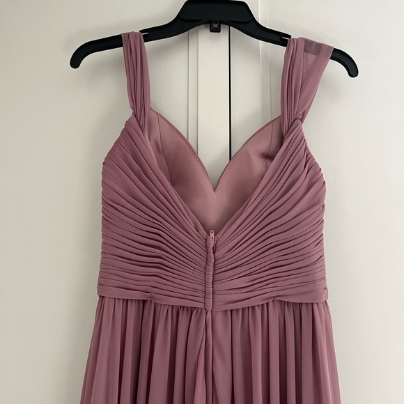 NWOT Kleinfeld Cold-Shoulder Chiffon Mauve Gown, Size 4 - Picture 9 of 11